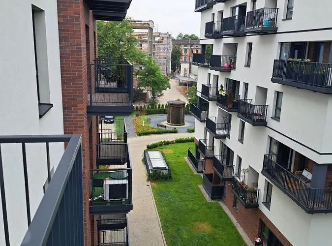 Krolowej Bony- Z Garazem Centrum Gliwic